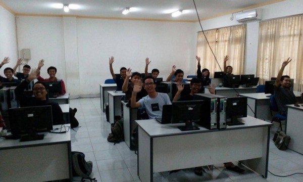 Foto IAK batch 3 periode 2 kelas Intermediate